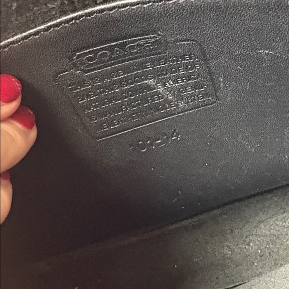 COACH Legacy Shoulder Bag - Picture 4 of 7